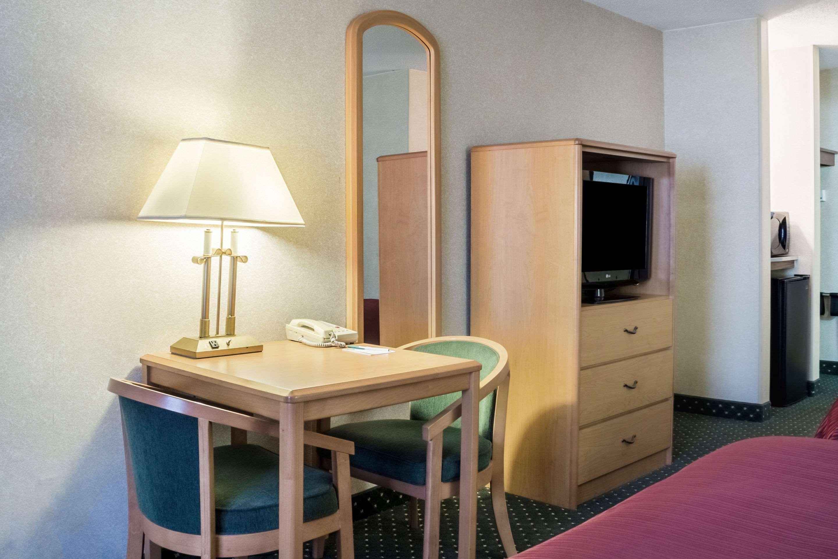 סו פולס Quality Inn & Suites South מראה חיצוני תמונה