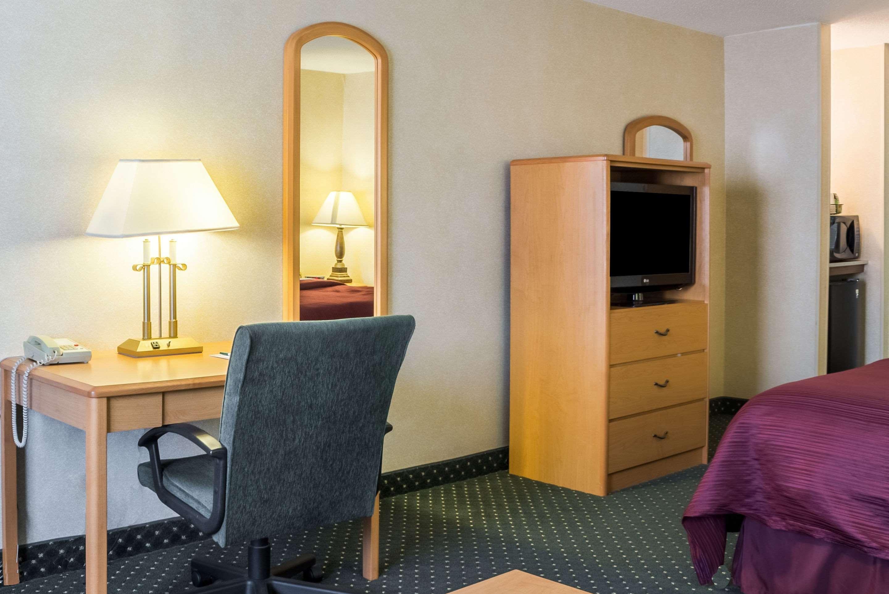 סו פולס Quality Inn & Suites South מראה חיצוני תמונה