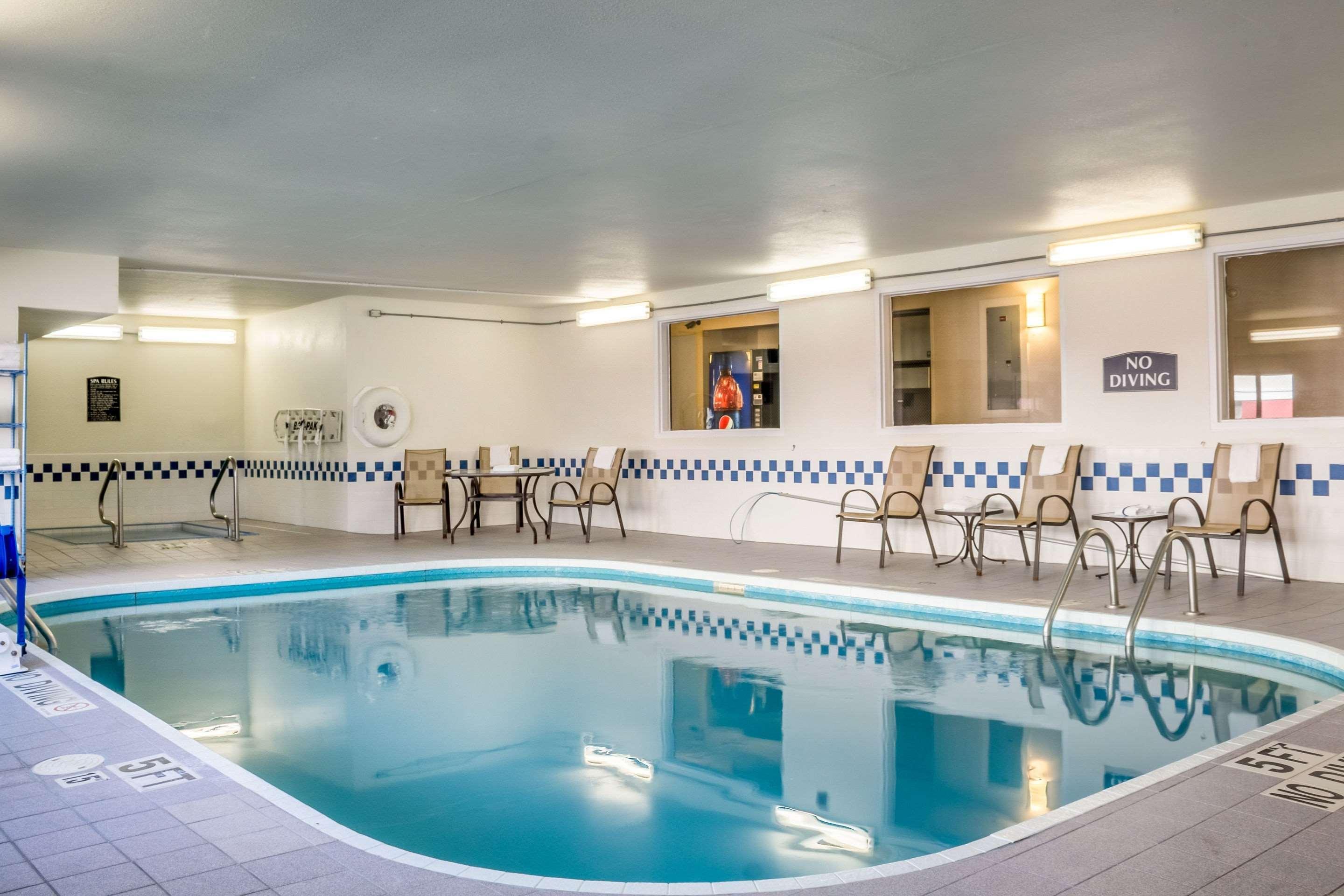 סו פולס Quality Inn & Suites South מראה חיצוני תמונה