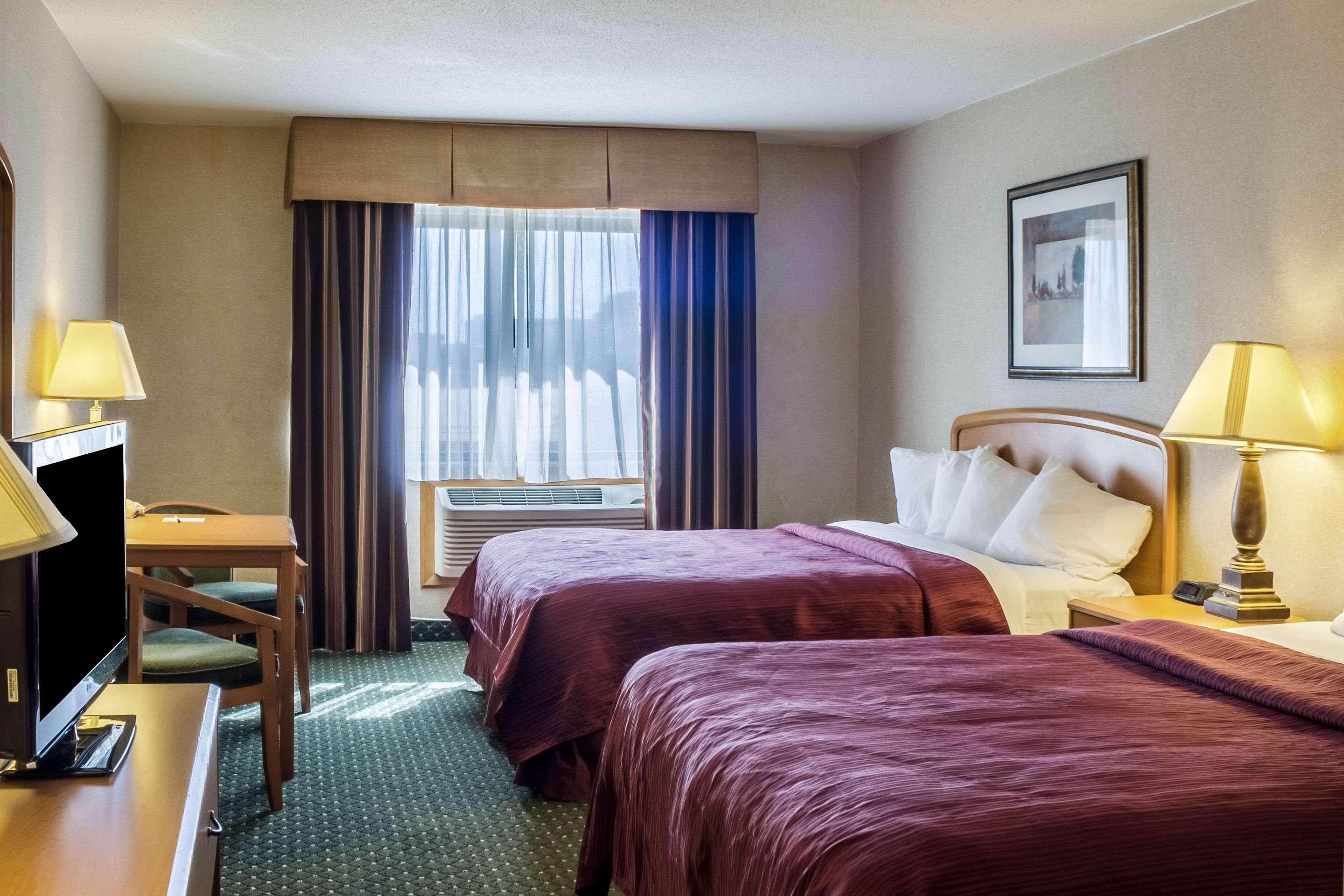 סו פולס Quality Inn & Suites South מראה חיצוני תמונה