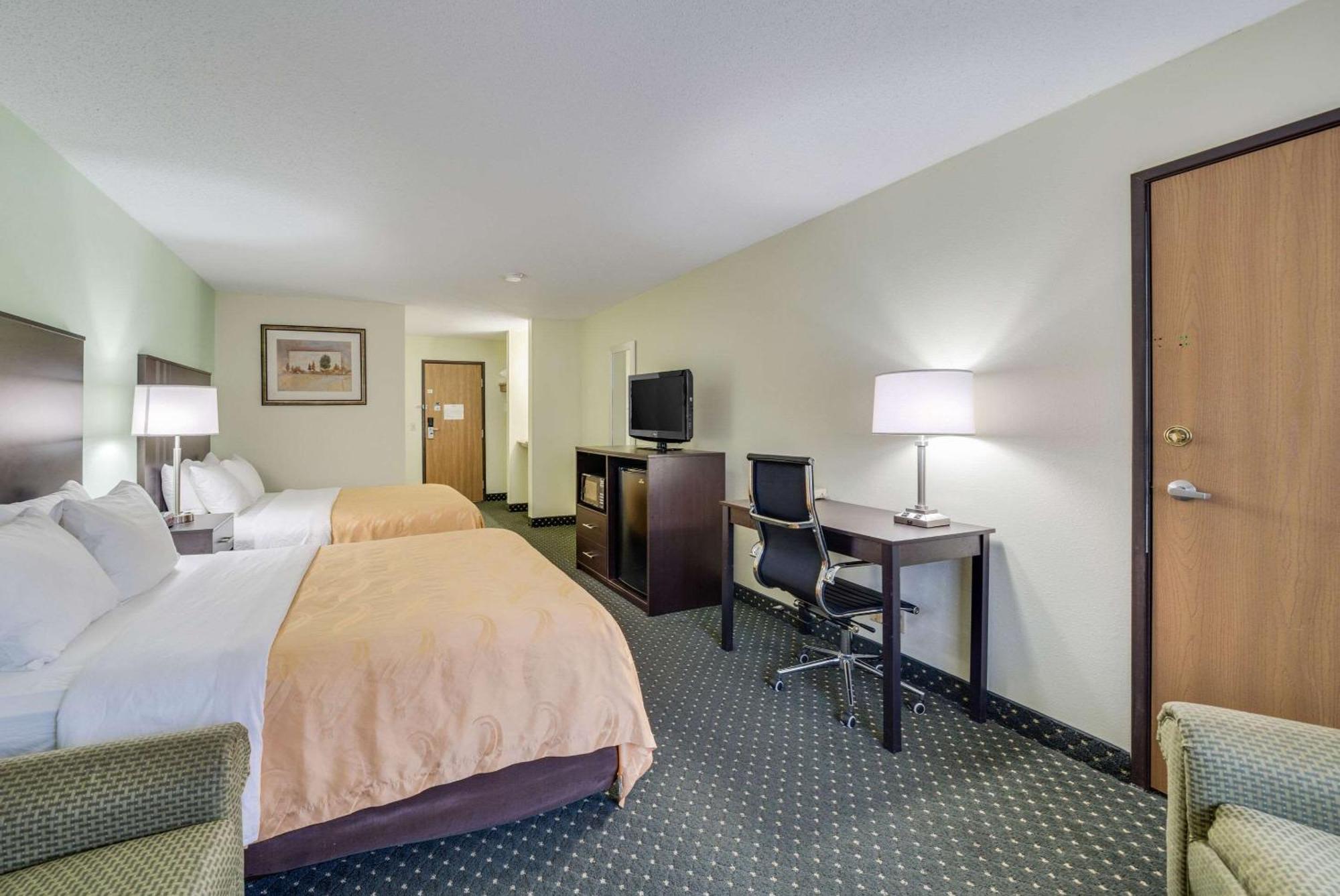 סו פולס Quality Inn & Suites South מראה חיצוני תמונה