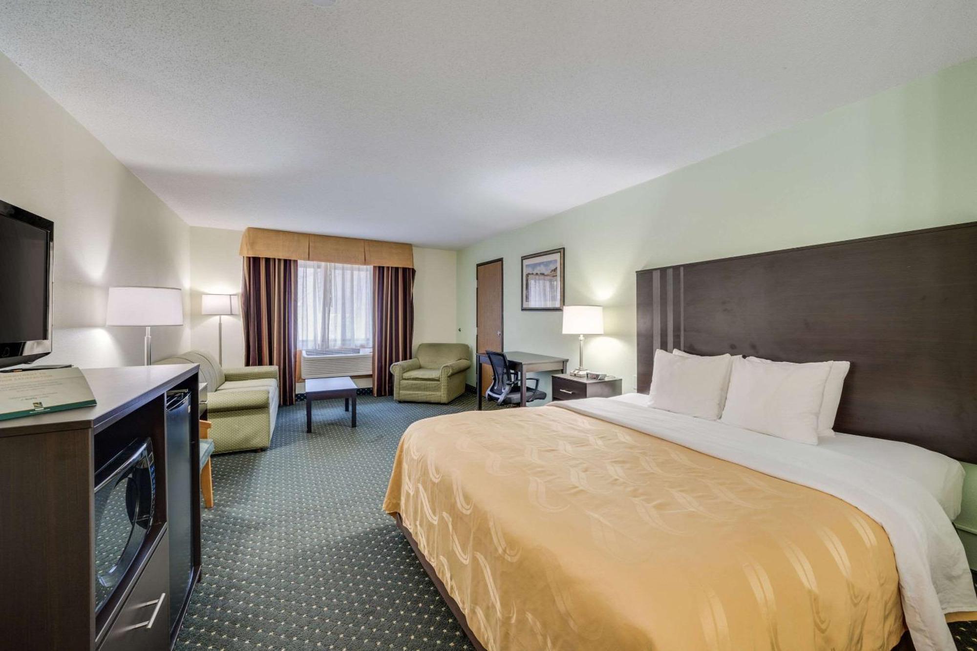 סו פולס Quality Inn & Suites South מראה חיצוני תמונה