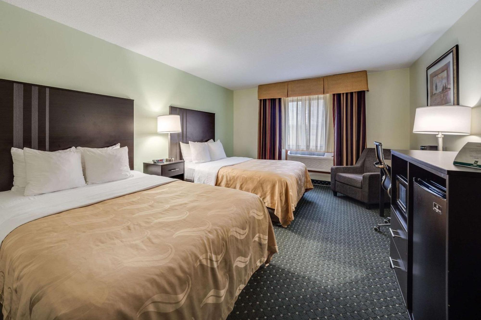 סו פולס Quality Inn & Suites South מראה חיצוני תמונה