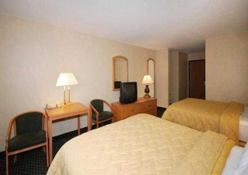 סו פולס Quality Inn & Suites South מראה חיצוני תמונה