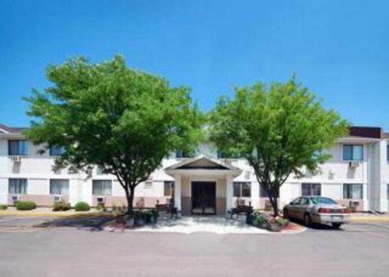 סו פולס Quality Inn & Suites South מראה חיצוני תמונה